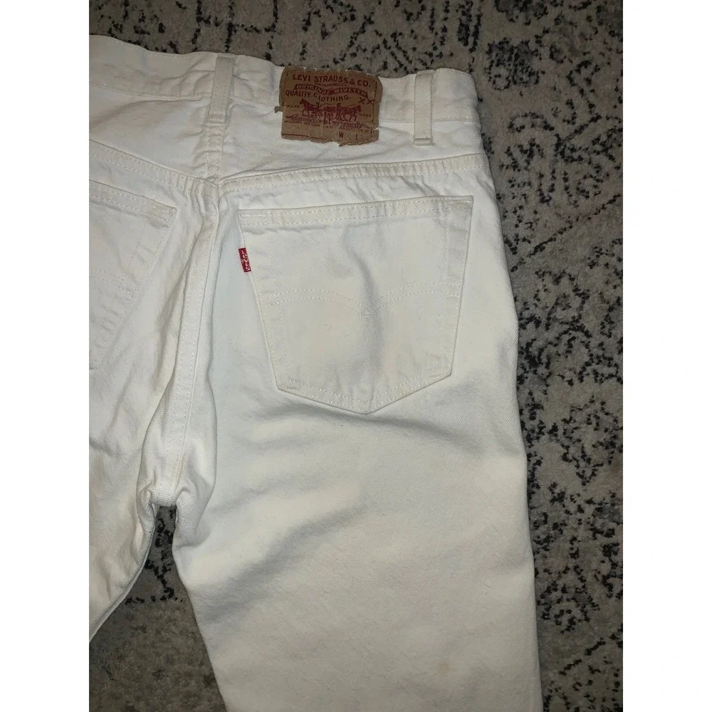 Levis really good